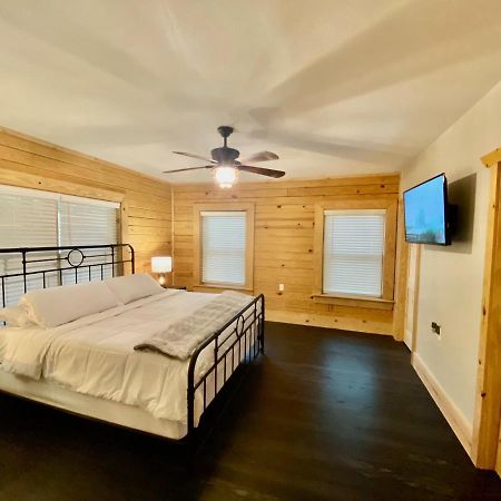 Cabin At Chitt'S Creek Emory ภายนอก รูปภาพ