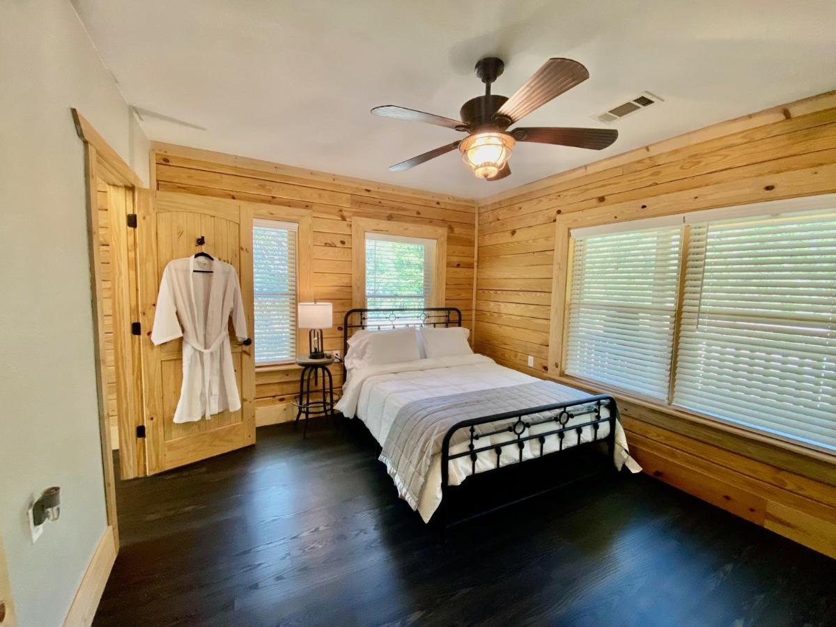 Cabin At Chitt'S Creek Emory ภายนอก รูปภาพ