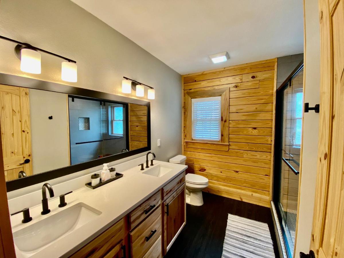 Cabin At Chitt'S Creek Emory ภายนอก รูปภาพ